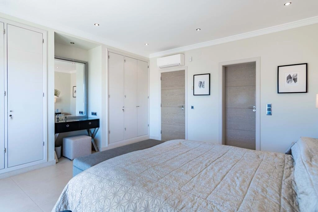 Luxury villa for sale - Vale do Lobo | 3+1 bedrooms Luxury villa for sale - Vale do Lobo | 3+1 bedrooms