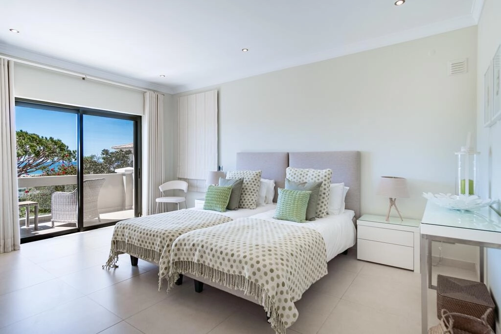 Luxury villa for sale - Vale do Lobo | 3+1 bedrooms Luxury villa for sale - Vale do Lobo | 3+1 bedrooms