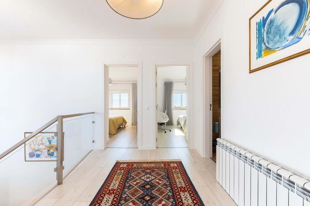 Excelente oportunidade Moradia semi-geminada renovada para v Excelente oportunidade Moradia semi-geminada renovada para v