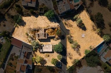 Two exceptional plots with two ruins for sale-Vale Judeu
