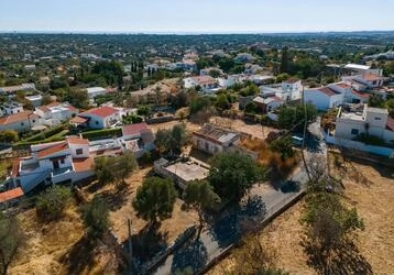 Two exceptional plots with two ruins for sale-Vale Judeu