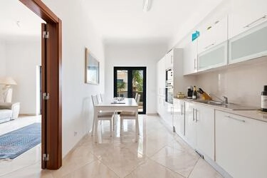 Magnificent apartment for sale - Santa Barbara de Nexe | 3 b