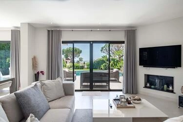 Luxury villa for sale - Vale do Lobo | 3+1 bedrooms