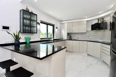Villa with sea views for sale - Moncarapacho | 4 bedrooms
