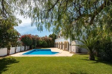 Spacious villa for sale - Boliqueime | 7 bedrooms