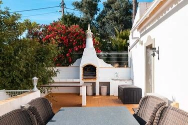Moradia espaçosa para venda - Boliqueime | 7 quartos