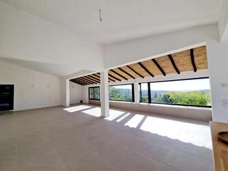 Renovated villa for sale - Sta Bárbara de Nexe | 3 bedrooms