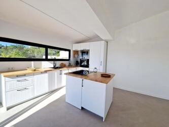 Moradia renovada para venda - Sta Bárbara de Nexe | 3 quarto