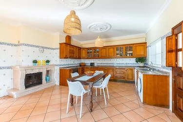 4 Bedroom Villa For Sale in Vale Formoso, Almancil