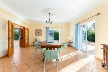 4 Bedroom Villa For Sale in Vale Formoso, Almancil
