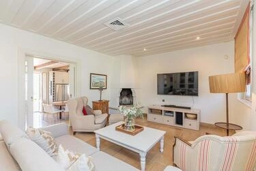 Elegant manor house-Santa Bárbara de Nexe | 5 bedrooms
