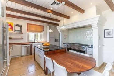 Elegant manor house-Santa Bárbara de Nexe | 5 bedrooms