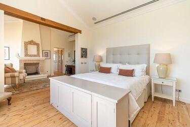 Elegant manor house-Santa Bárbara de Nexe | 5 bedrooms