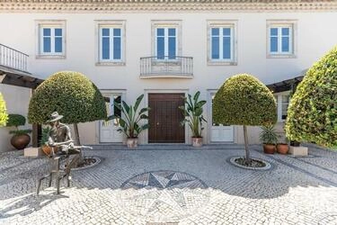 Elegant manor house-Santa Bárbara de Nexe | 5 bedrooms
