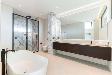 Moradia contemporânea para venda - Quinta do Lago | 7 quarto